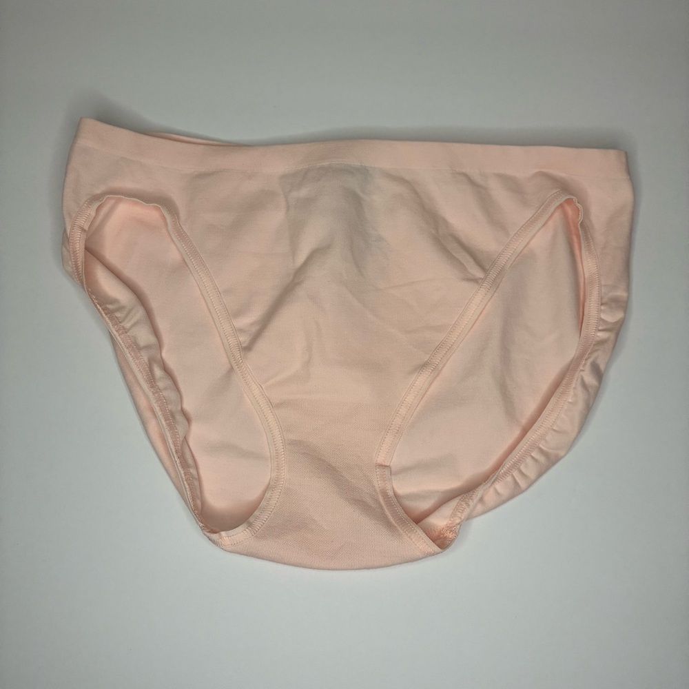 Victoria’s Secret Body by Victoria Bikini Panty - Light Pink - Size M (NWT)